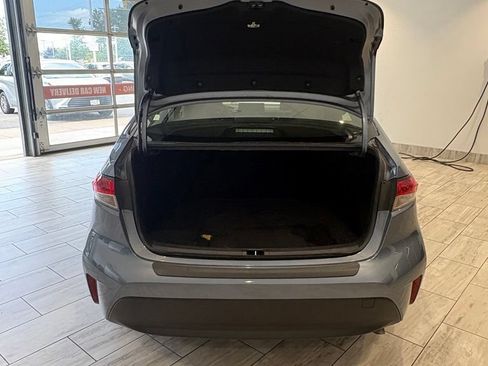 Used 2023 Toyota Corolla LE w/ Carpet Mat Package (TMS) FWD image 10