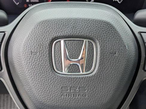 Used 2023 Honda HR-V LX image 29