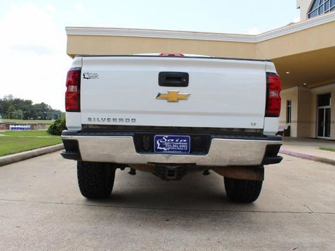 Used 2016 Chevrolet Silverado 2500 LT w/ LT Convenience Package AWD/4WD image 15