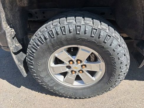 Used 2016 Chevrolet Colorado LT RWD image 11