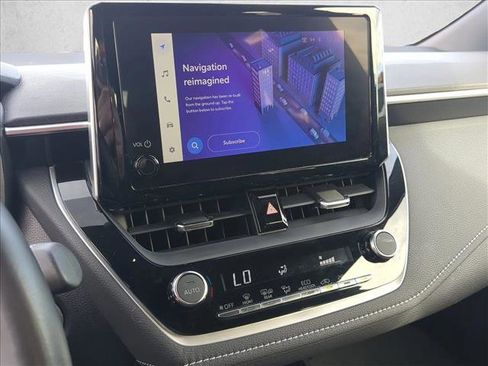 Used 2023 Toyota Corolla SE image 12