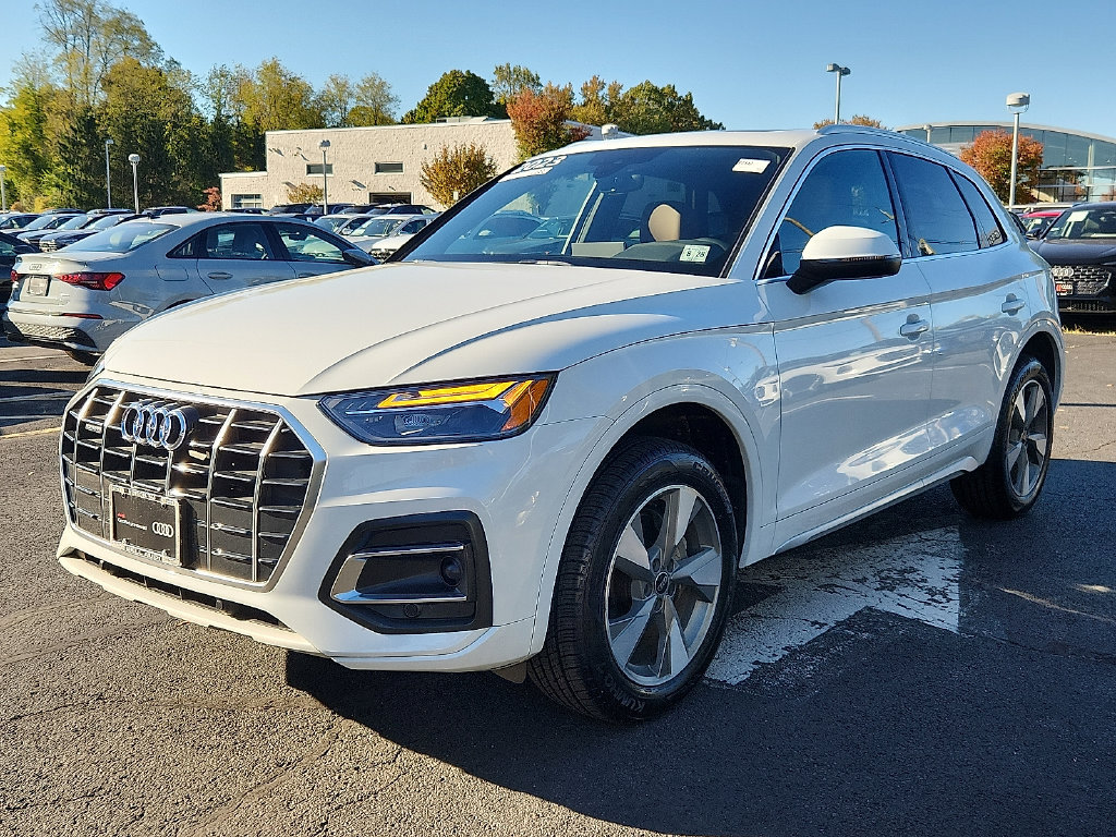 Used 2023 Audi Q5 2.0T Premium AWD/4WD image 9