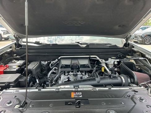 Used 2024 Chevrolet Colorado Z71 w/ Z71 Convenience Package 2 image 34