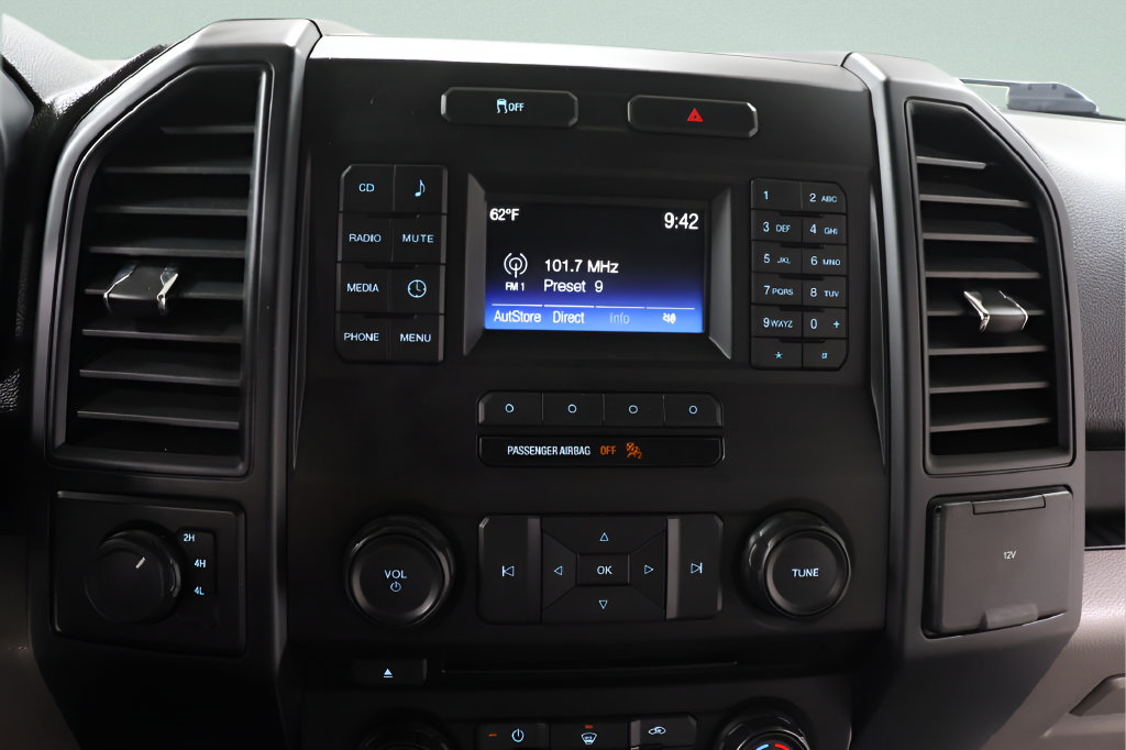 Used 2015 Ford F150 XL w/ Equipment Group 101A Mid AWD/4WD image 11