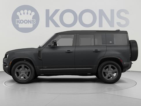 Used 2025 Land Rover Defender 110 AWD/4WD image 2