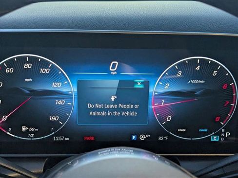 Used 2026 Mercedes-Benz GLC 300 GLC 300 image 10