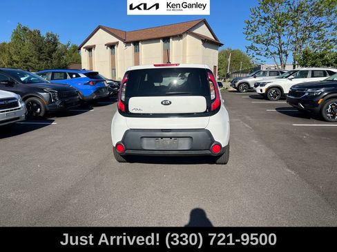 Used 2015 Kia Soul FWD image 6