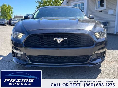 Used 2017 Ford Mustang Coupe RWD image 2
