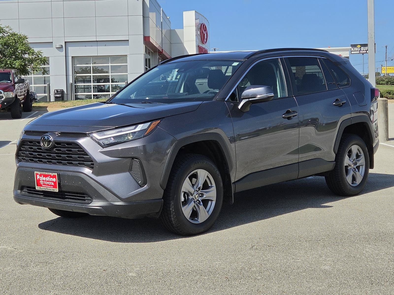 Used 2024 Toyota RAV4 XLE FWD image 3