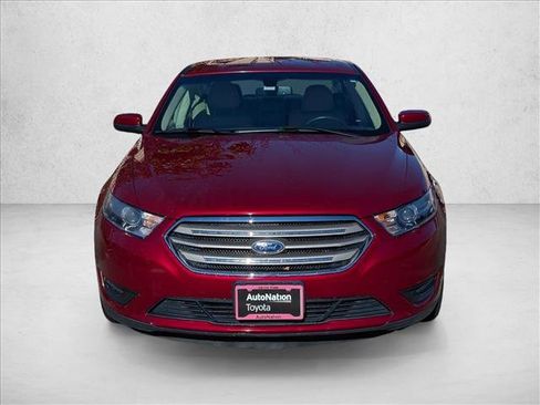 Used 2018 Ford Taurus SEL image 2
