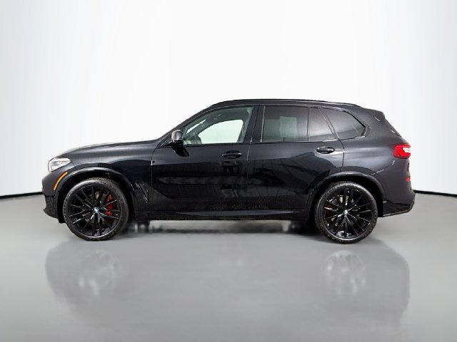 Used 2022 BMW X5 M50i w/ Parking Assistance Package AWD/4WD image 4