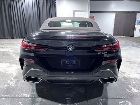 Used 2022 BMW 840i Convertible w/ Driving Assistance Package image 8