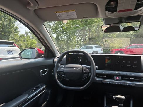 Used 2026 Kia K4 FWD image 34