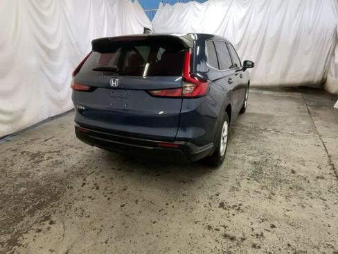 Used 2025 Honda CR-V LX image 6