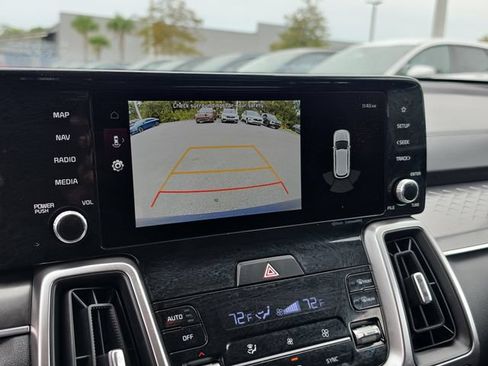 Used 2023 Kia Sorento S FWD image 23