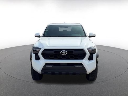 Used 2025 Toyota Tacoma TRD Off-Road AWD/4WD image 4