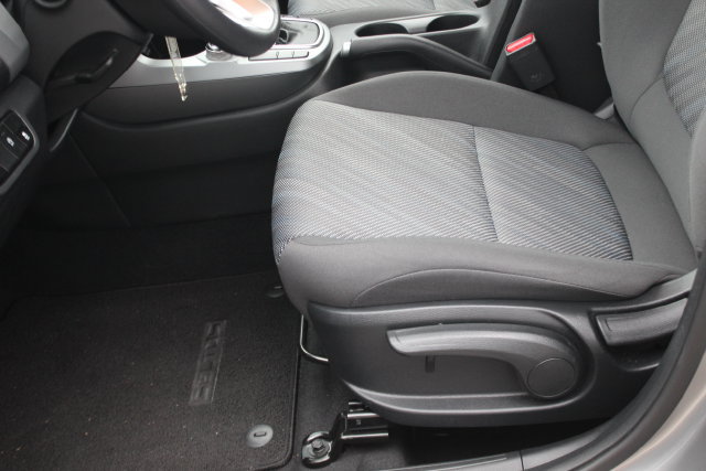 Used 2025 Kia Seltos LX AWD/4WD image 21