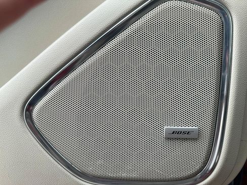 Used 2016 GMC Yukon XL Denali w/ Open Road Package AWD/4WD image 17