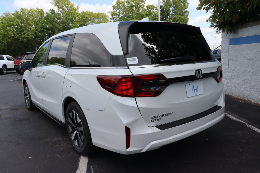 New 2027 Honda Odyssey EX-L image 3