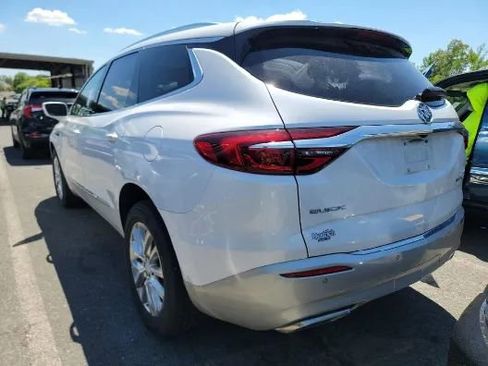 Used 2018 Buick Enclave Premium w/ Experience Buick Package AWD/4WD image 6