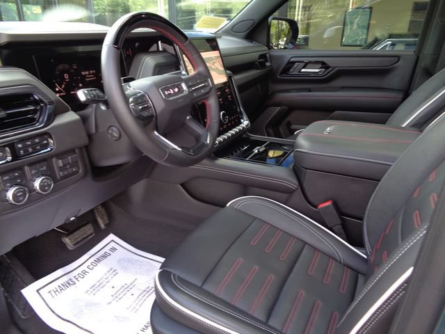 Used 2026 GMC Yukon AT4 Ultimate AWD/4WD image 10