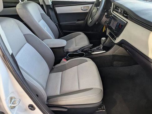 Used 2019 Toyota Corolla LE image 19