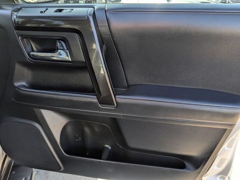 Used 2024 Toyota 4Runner TRD Off-Road Premium AWD/4WD image 35