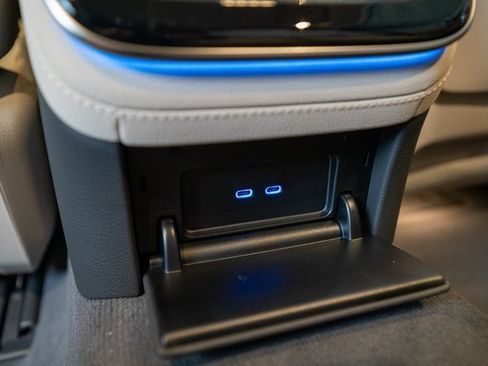 Certified 2025 Mercedes-Benz S 580 4MATIC Sedan image 36