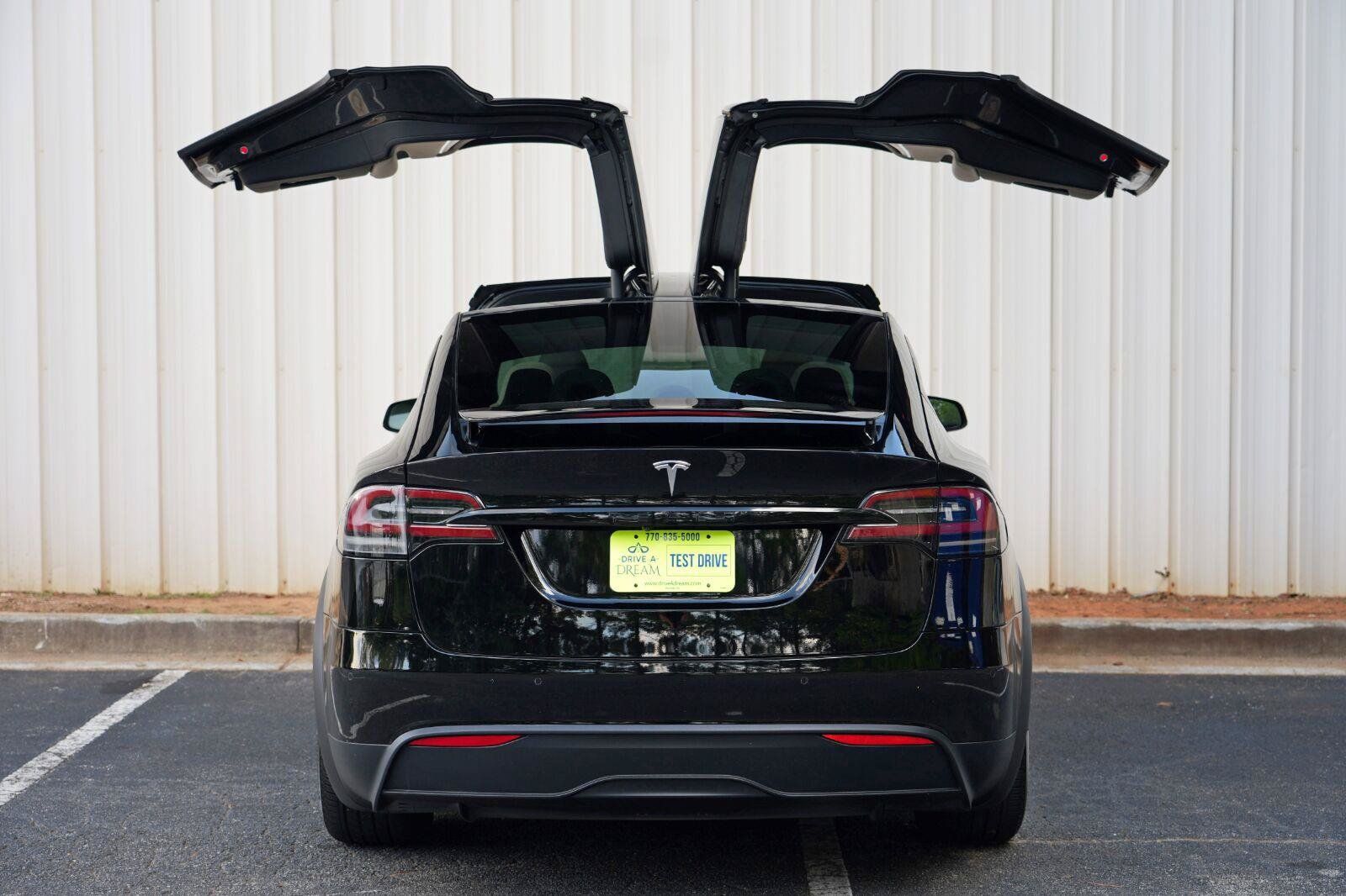 Used 2023 Tesla Model X AWD/4WD image 55