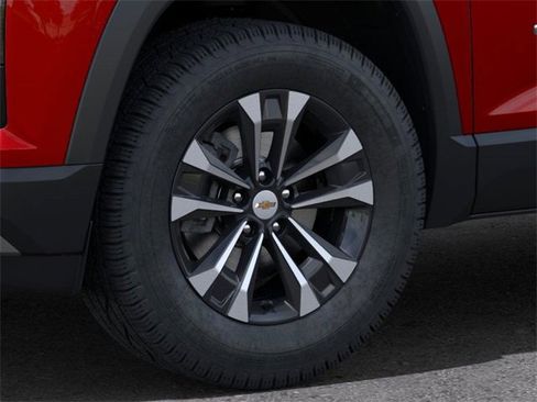 Used 2025 Chevrolet Equinox LT w/ Safety and Technology Package image 9