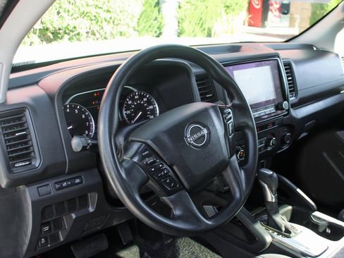 Used 2022 Nissan Frontier S image 20