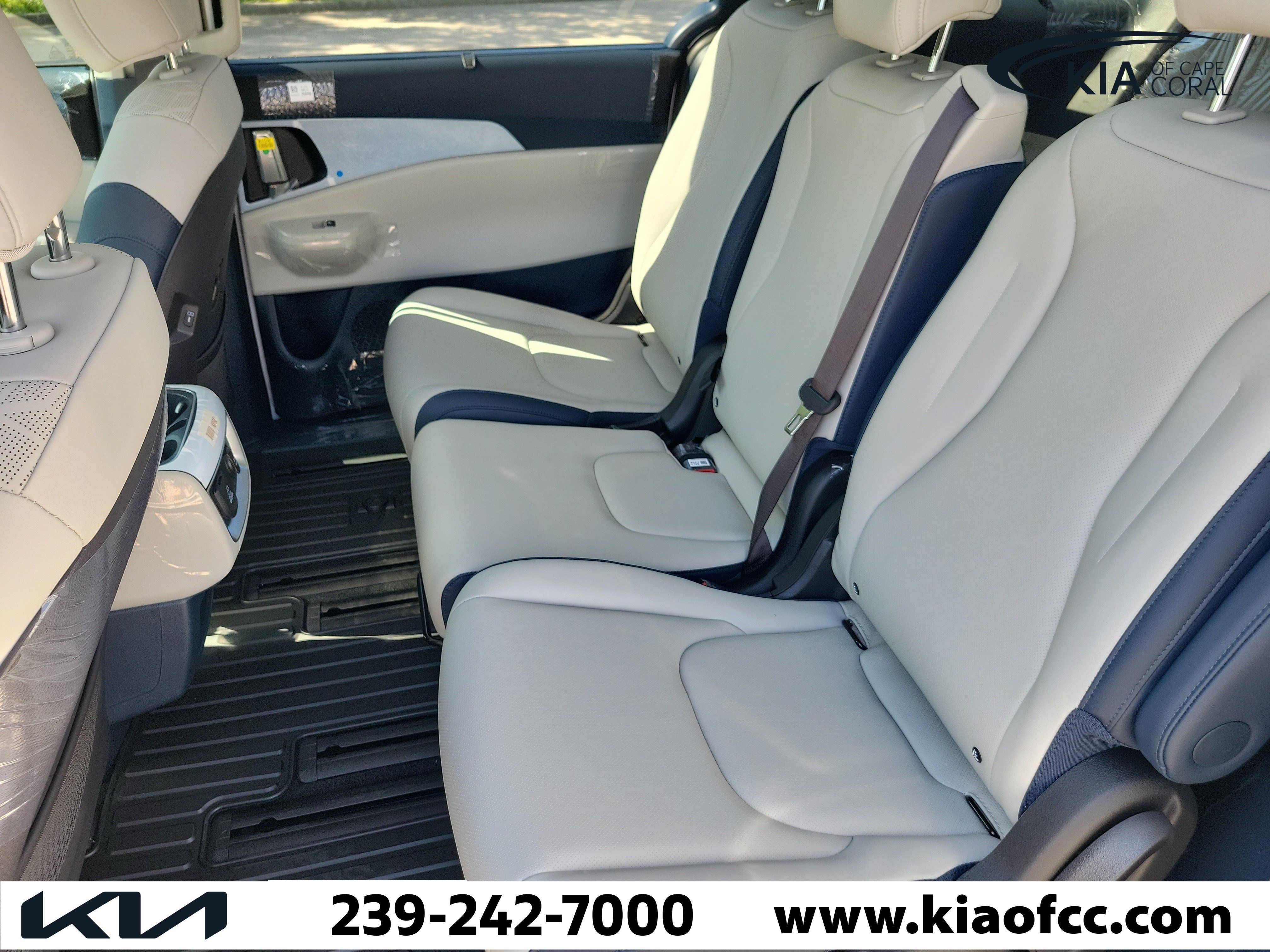 New 2027 Kia Carnival SX FWD image 12