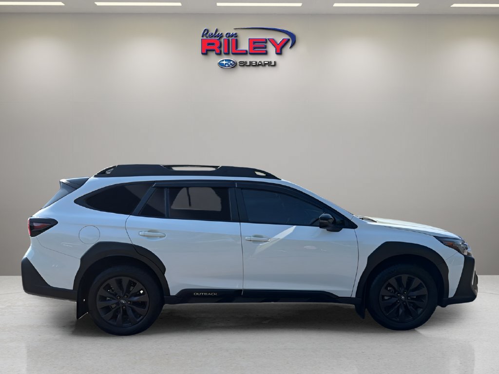 Used 2025 Subaru Outback Onyx Edition XT w/ Tech Package 3 AWD/4WD image 7