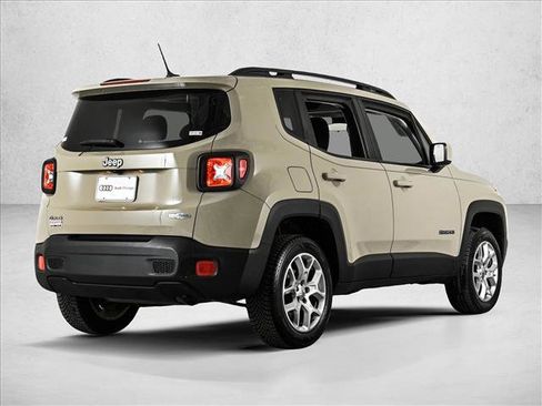 Used 2015 Jeep Renegade Latitude image 5