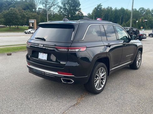 Used 2025 Jeep Grand Cherokee Summit AWD/4WD image 3