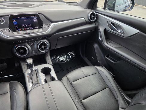 Used 2020 Chevrolet Blazer LT w/ Sound & Technology Package image 17