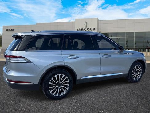 Certified 2022 Lincoln Aviator Reserve AWD/4WD image 3