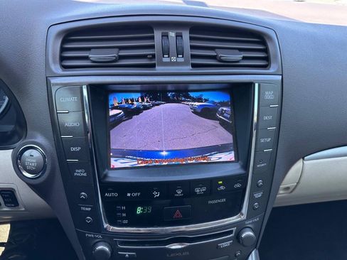 Used 2011 Lexus IS 250 w/ Premium Pkg Value Edition RWD image 15