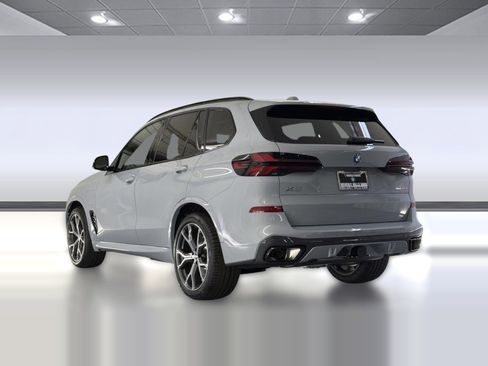 New 2026 BMW X5 xDrive50e w/ M Sport Package image 3