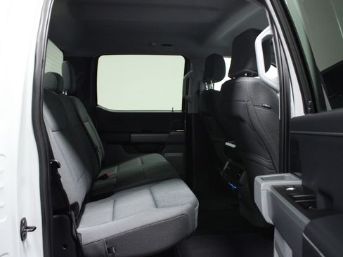 Used 2024 Ford F150 Lightning Flash image 15