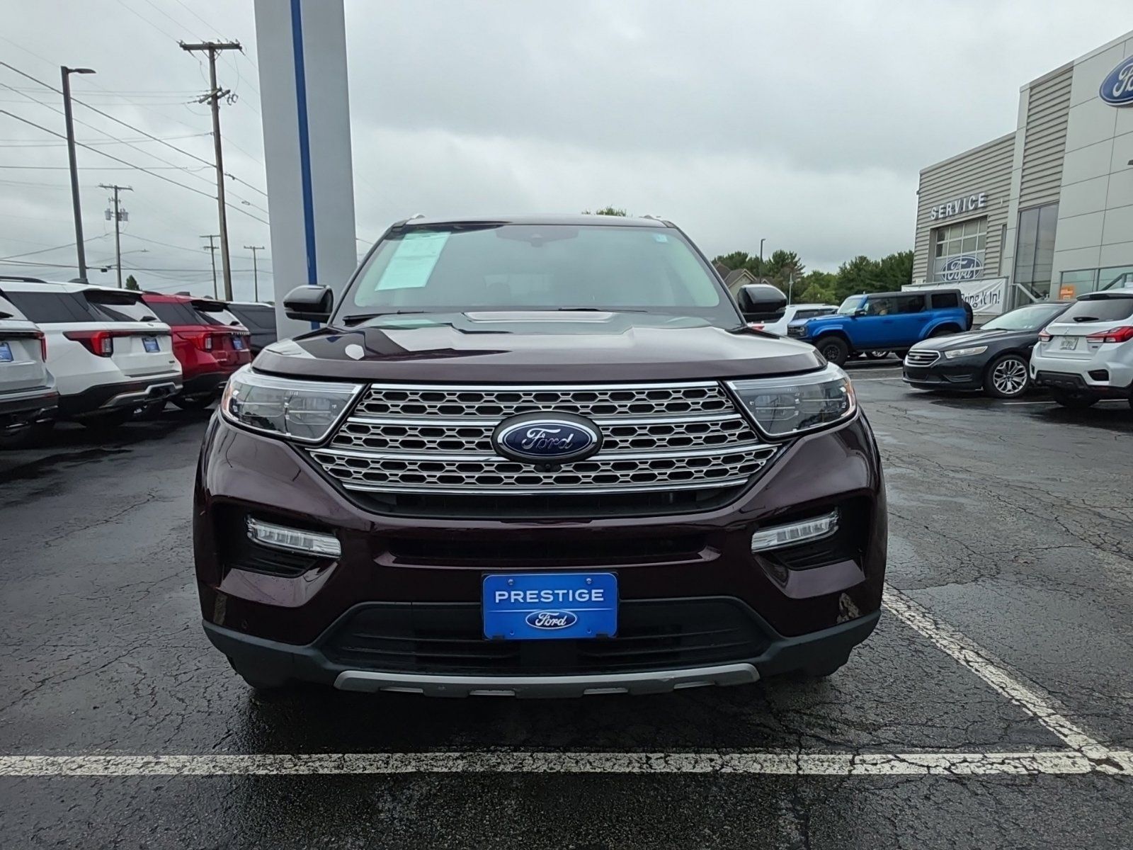 Used 2022 Ford Explorer Limited w/ Limited Technology Package AWD/4WD image 11