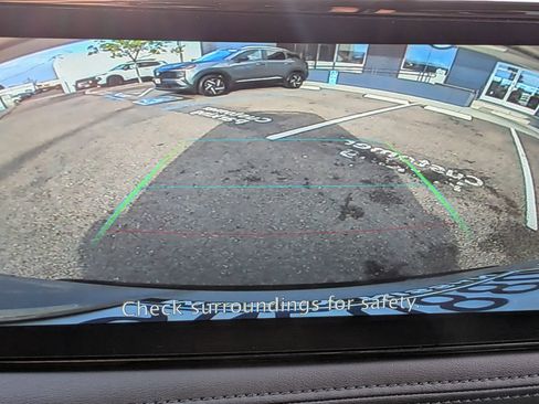 Used 2024 Nissan Ariya FWD image 20