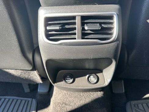 Used 2023 Hyundai Santa Fe SEL image 26