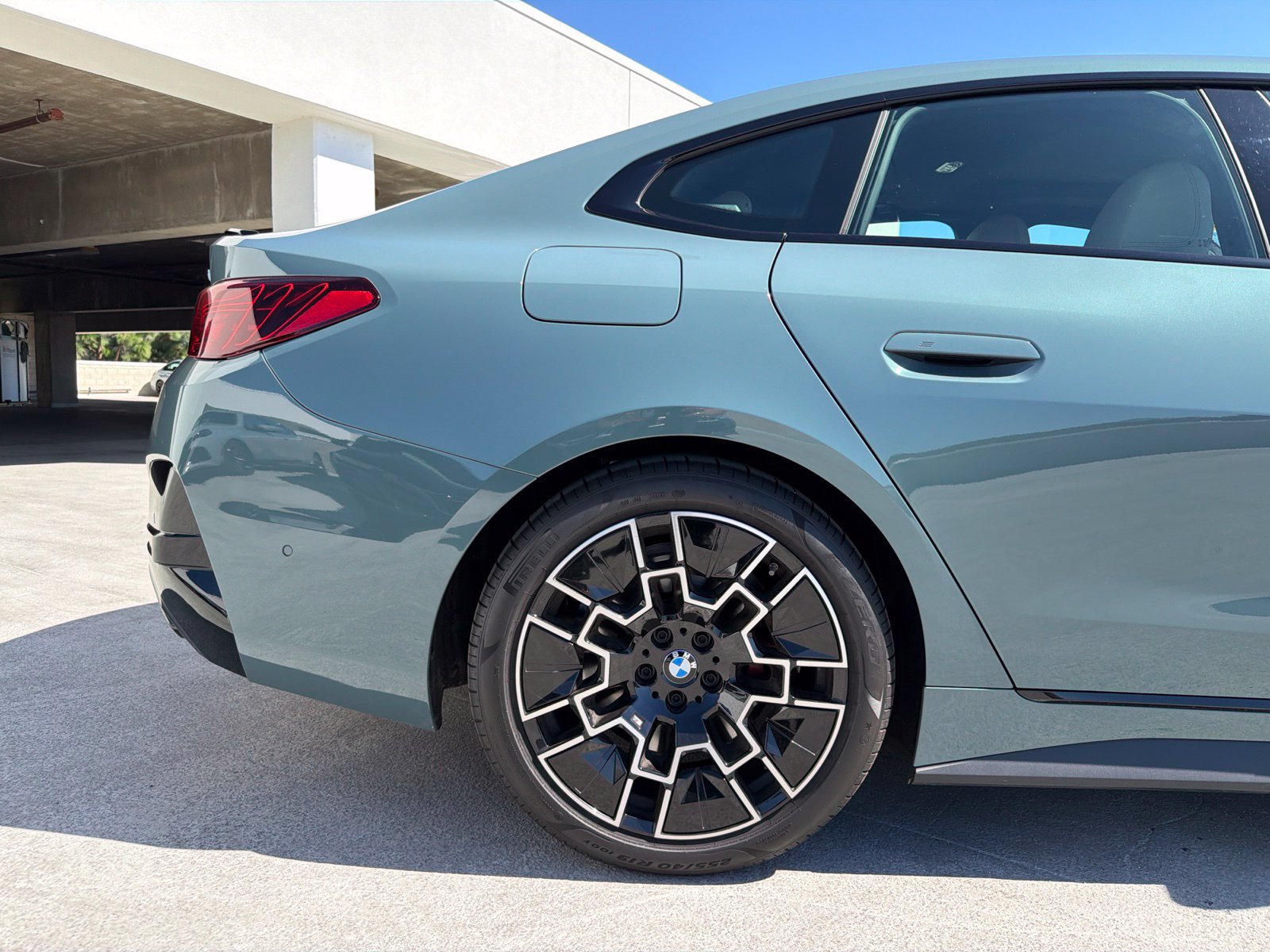Used 2026 BMW M440i w/ Premium Package RWD image 5
