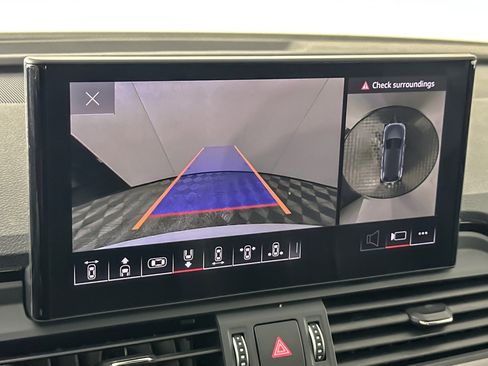 Used 2023 Audi Q5 e Premium Plus w/ Premium Plus Package image 18