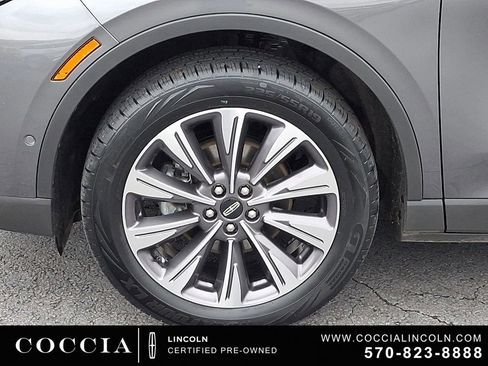 Certified 2022 Lincoln Corsair Reserve w/ Equipment Group 201A AWD/4WD image 8