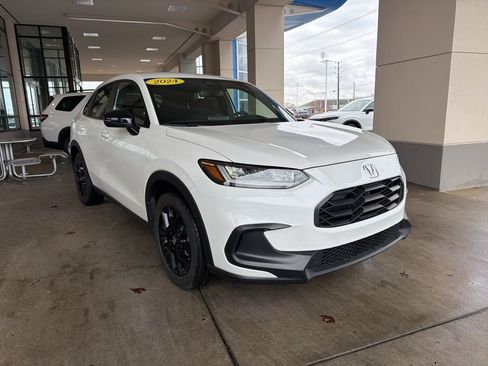 Certified 2024 Honda HR-V Sport image 7