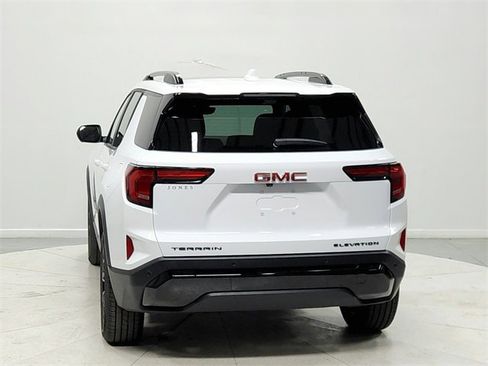New 2026 GMC Terrain Elevation image 6
