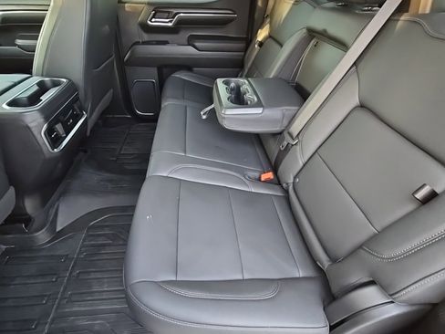 Used 2024 GMC Sierra 1500 SLT w/ SLT Premium Package image 28