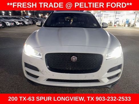 Used 2017 Jaguar F-PACE Premium image 2